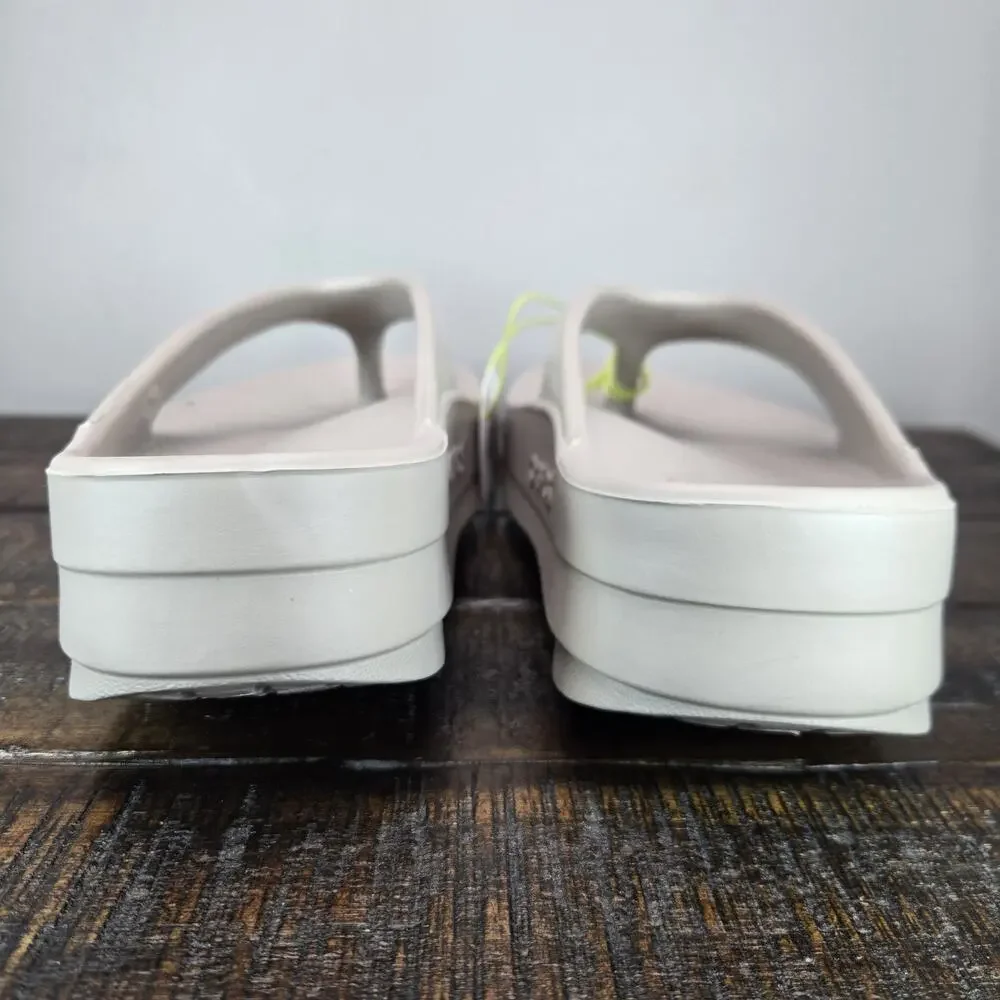 NEW Oofos Oomega Oolala Womens Size 9 Recovery Slip-On Flip Flops Sandals Nomad